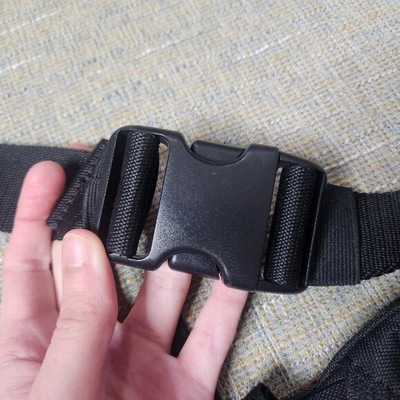 Nike Black Heritage Hip Fanny Pack Bag Waist Belt Buckle Crossbody Sling - Picture 8 of 11